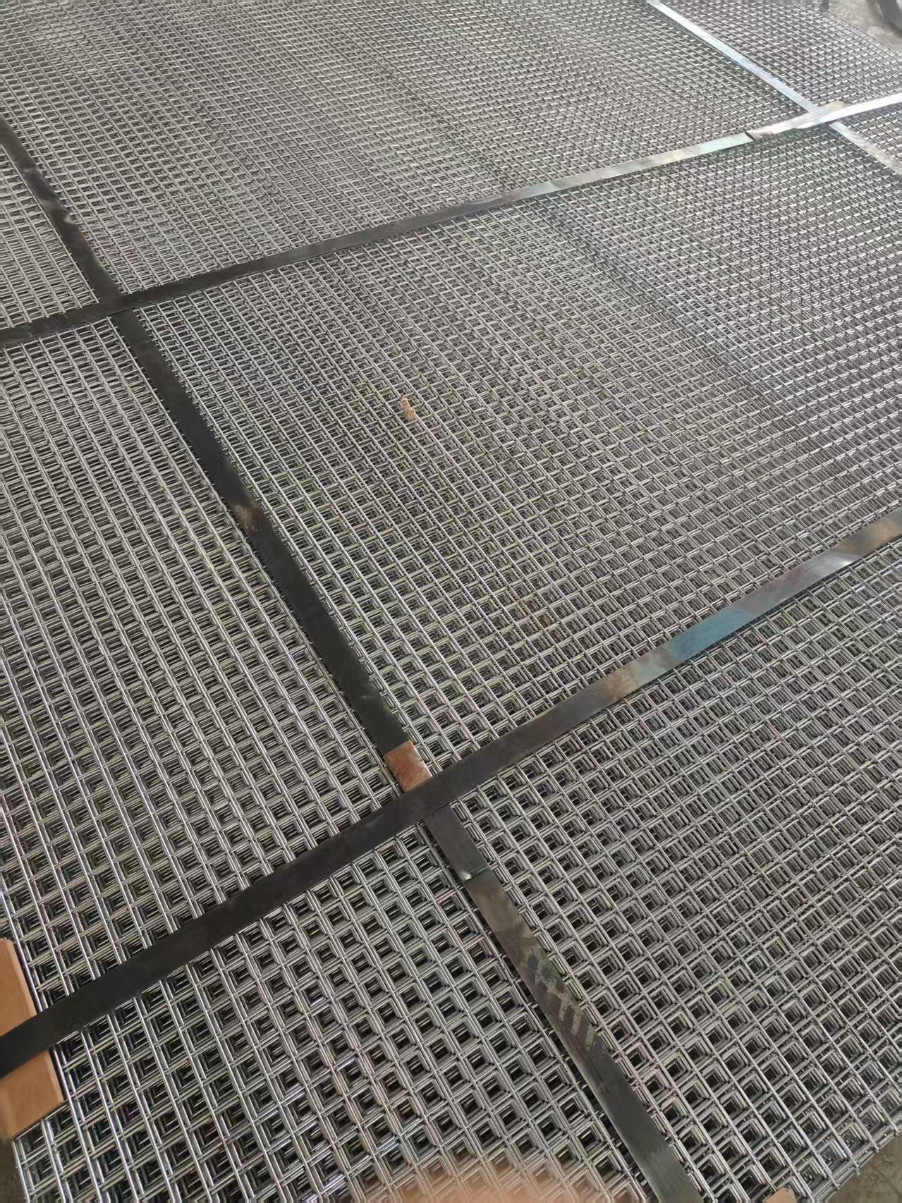 L72 Concrete Mesh